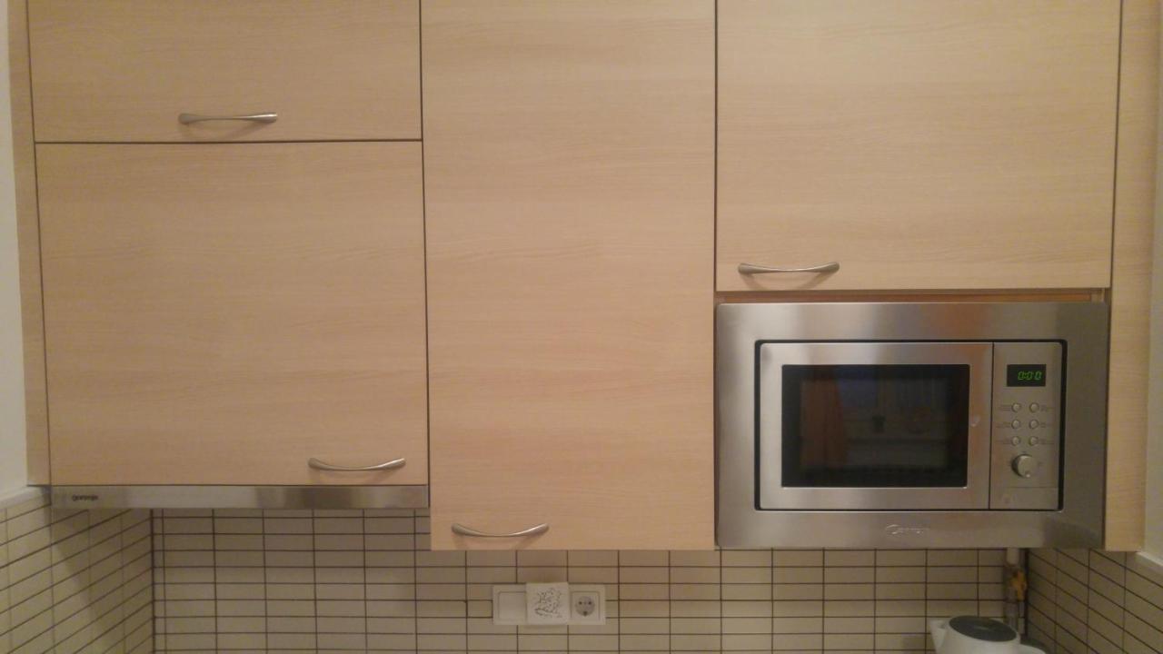 Apartment Centre *